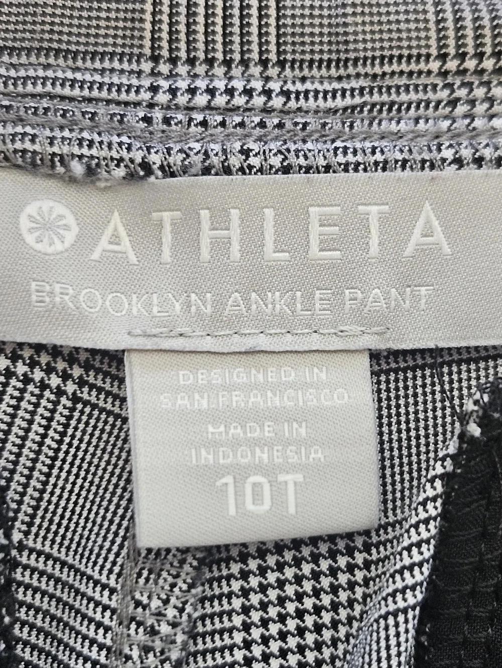 ATHLETA Brooklyn Glen Plaid Pull On Pant Sz 10T Gray Black Travel Athleisure - Picture 7 of 16